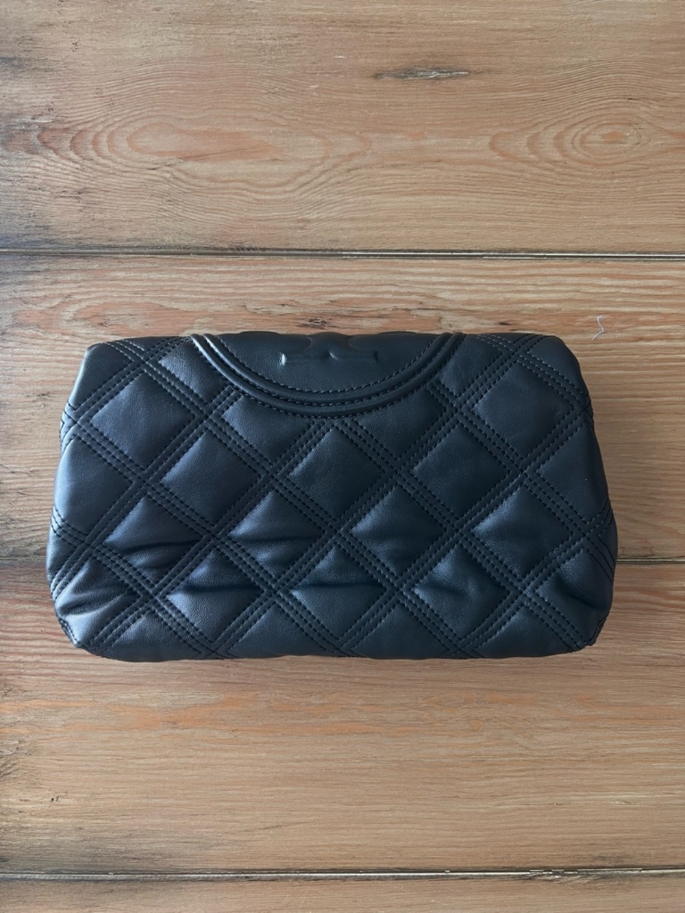 Tory Burch Quilted Leather Clutch - Black - Picture 6 of 10